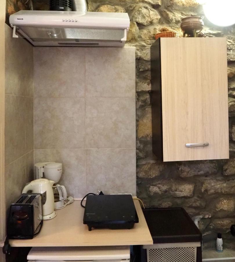 Authentic Guest Stay in the heart of Veliko Tarnovo Студио с изглед към Царевец Экстерьер фото