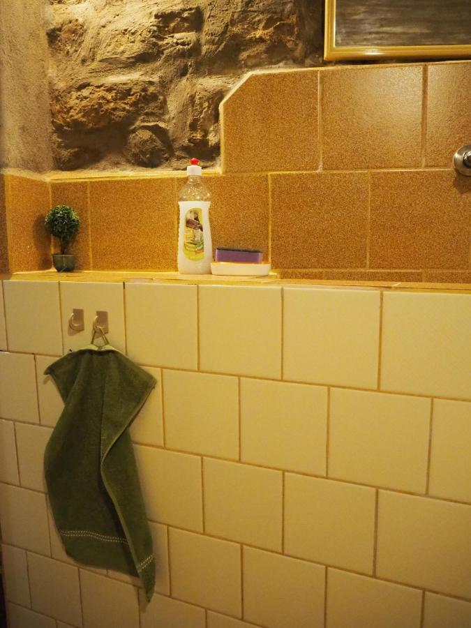 Authentic Guest Stay in the heart of Veliko Tarnovo Студио с изглед към Царевец Экстерьер фото